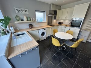 Photo 11- click for photo gallery